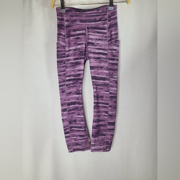 Lululemon Speed Up Crop *21" Shadowed Smoked Mullberry size 2 - Picture 5 of 8